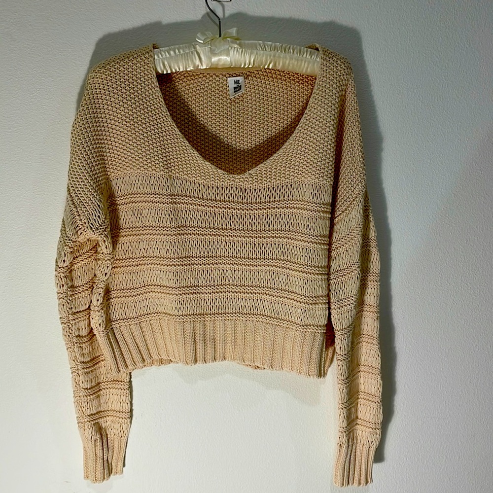 Me to We cute neutral sweater!  Size Small